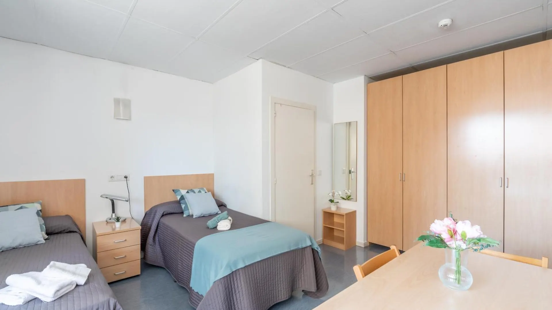 Residencia Universitaria Resa Lesseps Barcelona Spain