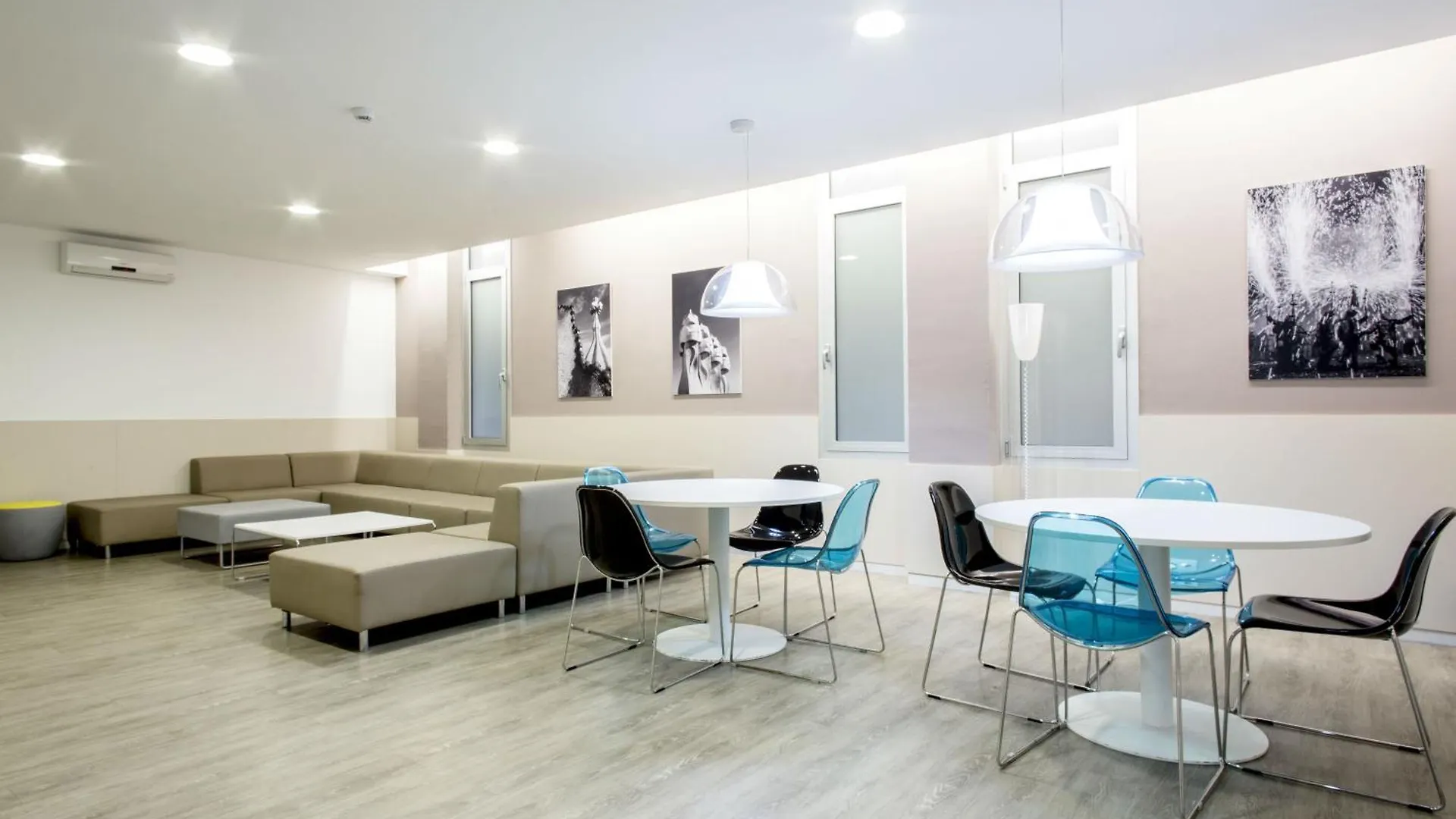 Residencia Universitaria Resa Lesseps Barcelona Apartment