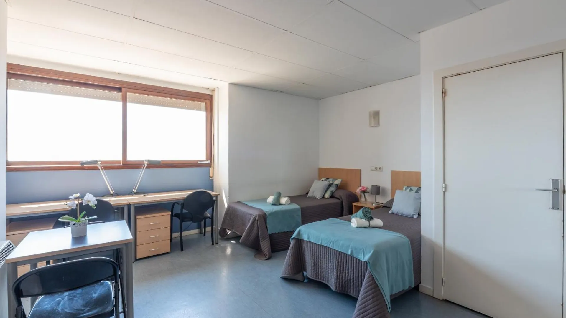 Apartment Residencia Universitaria Resa Lesseps Barcelona Spain
